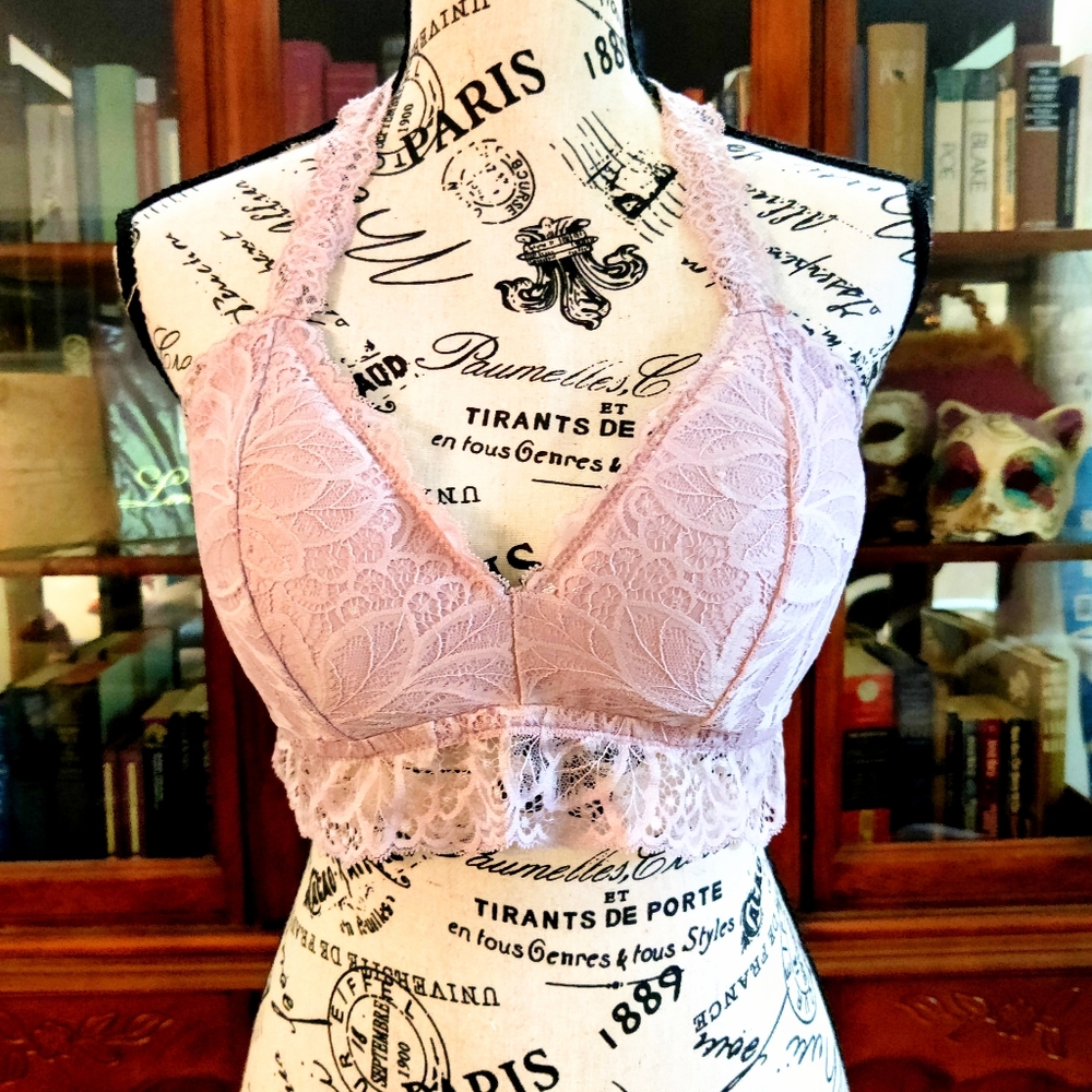 NWOT Lace Bralett